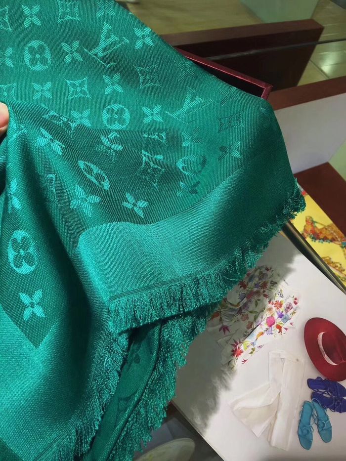 Louis Vuitton Scarf LV00112